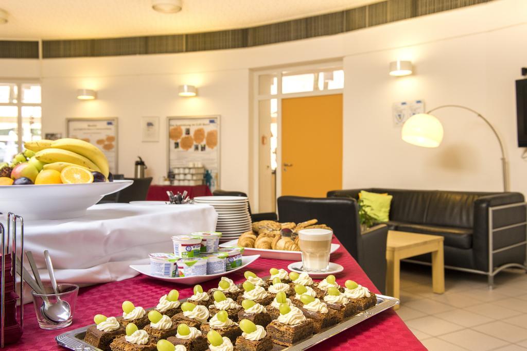 Cjd Bonn Castell Hotell Exteriör bild